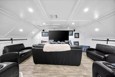 220 Pin Oak Drive, Mabank, TX 75156 - Photo 17