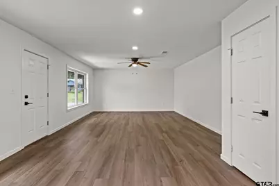 800 Holbrook, Mt Vernon, TX 75457 - Photo 13