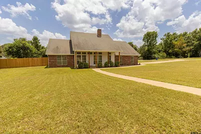 22002 Stage Coach Dr, Chandler, TX 75758 - Photo 1