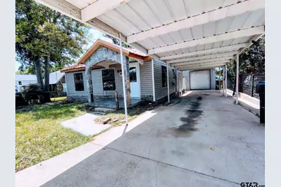 211 Watkins, Longview, TX 75604 - Photo 1