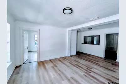 211 Watkins, Longview, TX 75604 - Photo 5