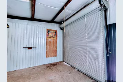 211 Watkins, Longview, TX 75604 - Photo 25