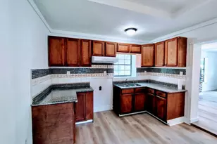 211 Watkins, Longview, TX 75604 - Photo 9