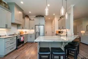 4523 LONE OAK LN, Longview, TX 75605 - Photo 15