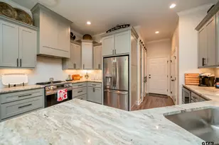 4523 LONE OAK LN, Longview, TX 75605 - Photo 19