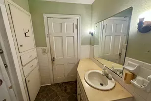 1030 W Kuykendall, Grand Saline, TX 75140 - Photo 15