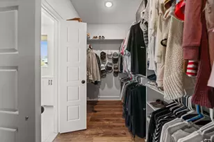 401 Deer Point Cv, Chandler, TX 75758 - Photo 13