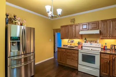 427 E Locust St, Tyler, TX 75702 - Photo 11