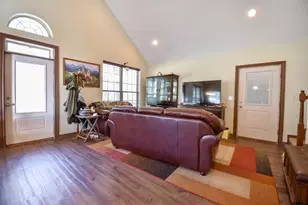 21803 Cr 2178, Troup, TX 75789 - Photo 3