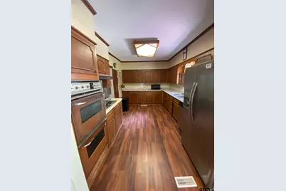 627 El Paso, Jacksonville, TX 75766 - Photo 11