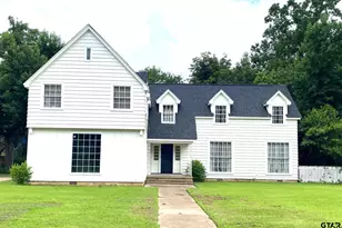 627 El Paso, Jacksonville, TX 75766 - Photo 1