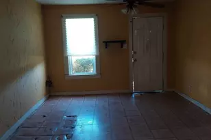 409 W Carnegie, Winnsboro, TX 75494 - Photo 3