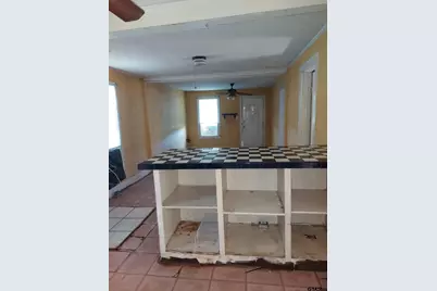 409 W Carnegie, Winnsboro, TX 75494 - Photo 5