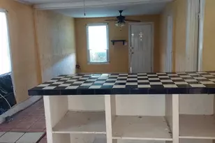 409 W Carnegie, Winnsboro, TX 75494 - Photo 5