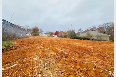 110 Elmwood Court, Palestine, TX 75801 - Photo 3