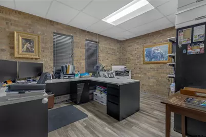 228 W Broad, Mineola, TX 75773 - Photo 19