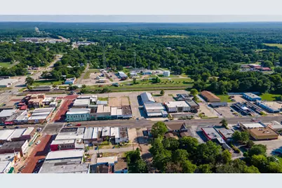 228 W Broad, Mineola, TX 75773 - Photo 11