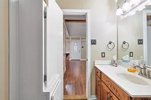 194 Oak Shadows Cv, Holly Lake Ranch, TX 75765 - Photo 17