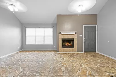 3631 Andrea St, Longview, TX 75604 - Photo 9