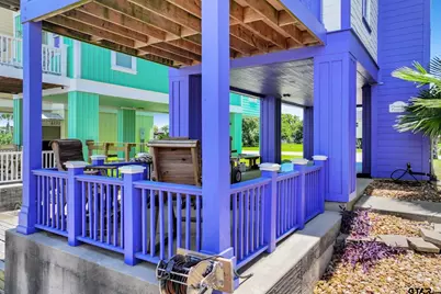 2207 Nelson Avenue, Port Bolivar, TX 77650 - Photo 7