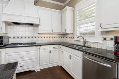 6530 Ashmore Ln, Tyler, TX 75703 - Photo 11