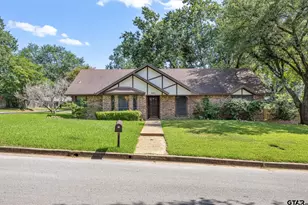 802 Carriage Dr, Tyler, TX 75703 - Photo 3