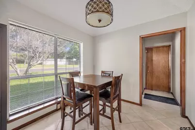 802 Carriage Drive, Tyler, TX 75703 - Photo 9