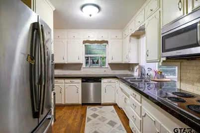 315 Ridgecrest, Tyler, TX 75701 - Photo 9