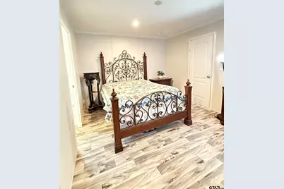 310 Randall Avenue, Jefferson, TX 75657 - Photo 15