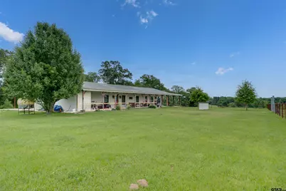 5652 An County Rd 2202, Palestine, TX 75803 - Photo 3