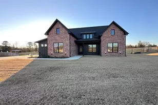 190 Brooks Dr, Gladewater, TX 75647 - Photo 37