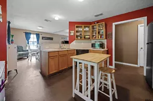 927 Co Rd 3406, Jacksonville, TX 75766 - Photo 9