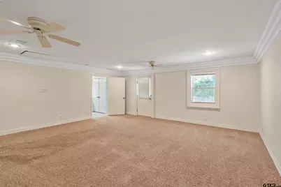 231 W Cumberland Rd, Tyler, TX 75703 - Photo 17