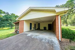 1858 S Dickinson Dr, Rusk, TX 75785 - Photo 9