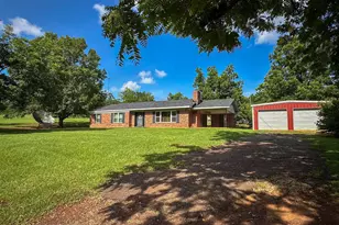 159 Cr 3318, Jacksonville, TX 75766 - Photo 1