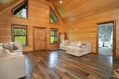 864 Pyeatt Dr, Gladewater, TX 75647 - Photo 19