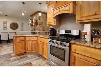 864 Pyeatt Dr, Gladewater, TX 75647 - Photo 25