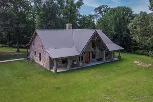 864 Pyeatt Dr, Gladewater, TX 75647 - Photo 15