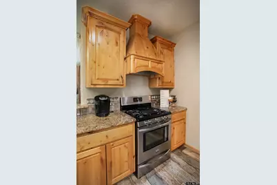 864 Pyeatt Dr, Gladewater, TX 75647 - Photo 27