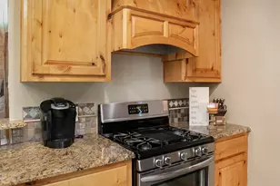 864 Pyeatt Dr, Gladewater, TX 75647 - Photo 27