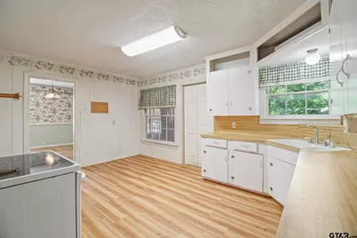 1203 Dogwood, Tyler, TX 75701 - Photo 7