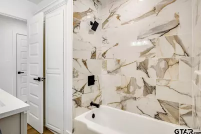 1513 E Lawrence St, Tyler, TX 75702 - Photo 17