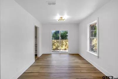 1513 E Lawrence St, Tyler, TX 75702 - Photo 11