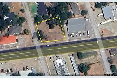 217 W Palestine Ave, Palestine, TX 75801 - Photo 1