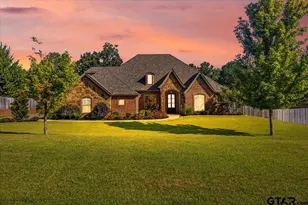 170 Ashbriar Ln, Longview, TX 75605 - Photo 3