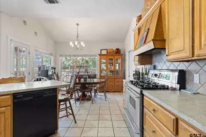 1513 N Whatley, White Oak, TX 75693 - Photo 15