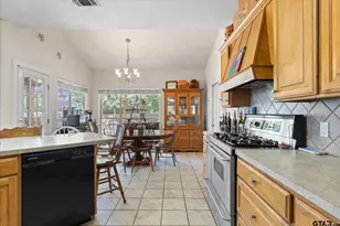 1513 N Whatley, White Oak, TX 75693 - Photo 15