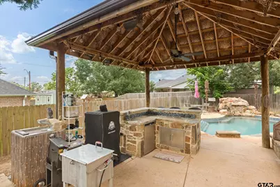 1513 N Whatley, White Oak, TX 75693 - Photo 37