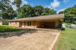 209 Beach St, Jacksonville, TX 75766 - Photo 1