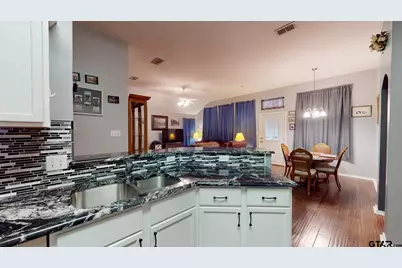 533 Skipping Stone Ln, Tyler, TX 75703 - Photo 5